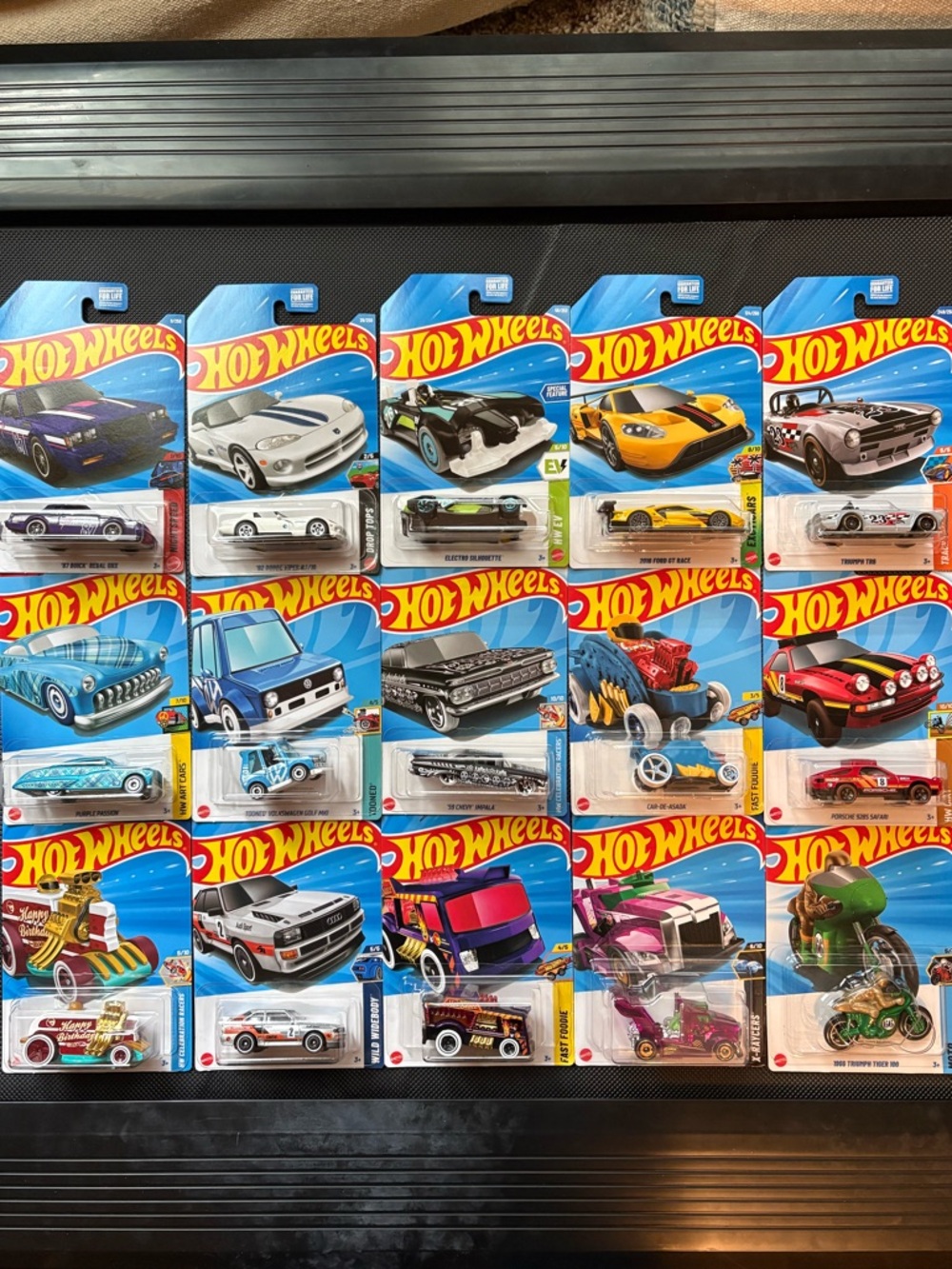 Hot wheels treasure hunt 15 cars bundle ford dodge Audi Buick GNX Porsche